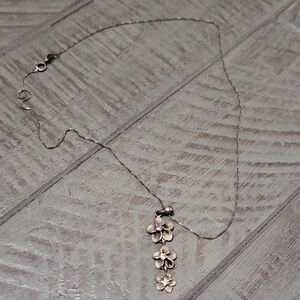 Vintage Made In Italy Stamped 925 Sterling Silver Floral Drop Necklace